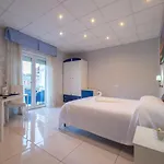 לינה וארוחת בוקר House Matilde 4*